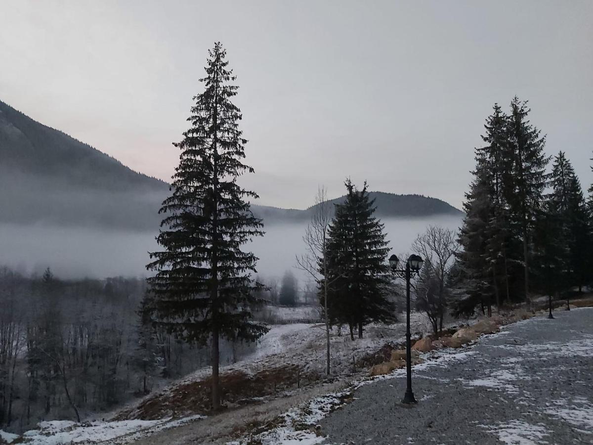 Resort Valea Tatarilor Lacu Rosu Exterior foto